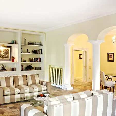 Bed and Breakfast Glicini 4*