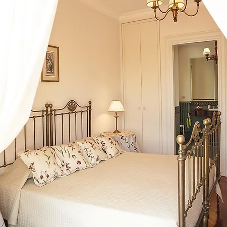 Glicini Bed and Breakfast 4*