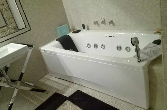 Bed & Breakfast Glicini 4*