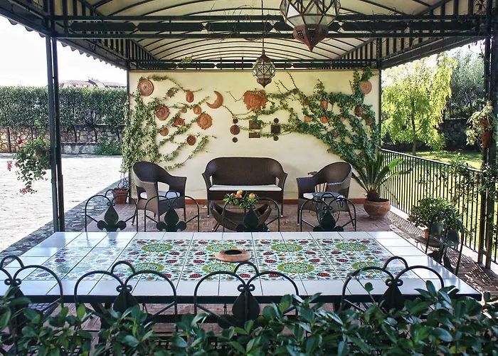 Glicini Bed & Breakfast 4*